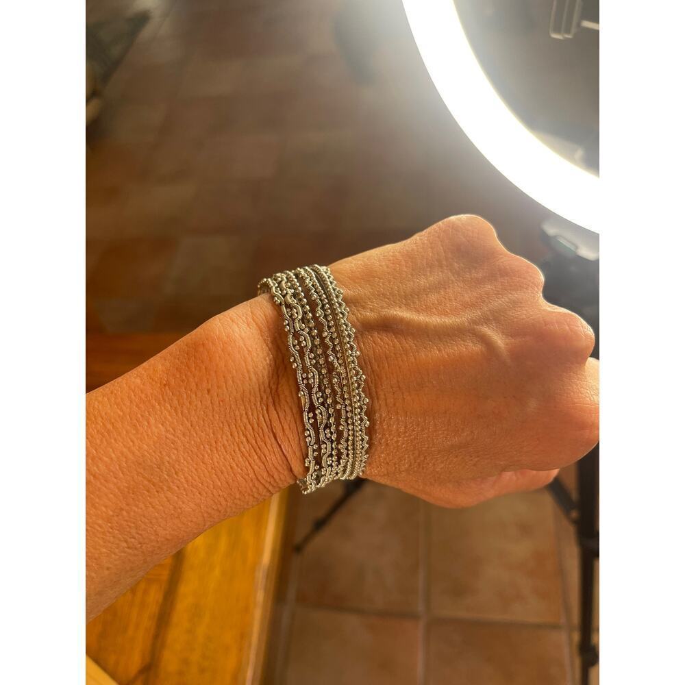 Set up five fashion, jewelry, silver style bracelets - Picture 3 of 3